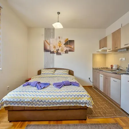 Snezana Lux דירה