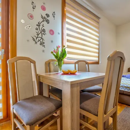 Snezana Lux דירה *